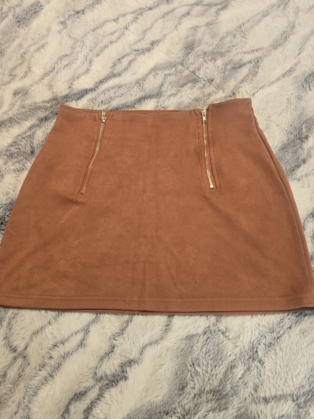 SHEIN Rust Suede-Look Mini Skirt with Gold Zippers